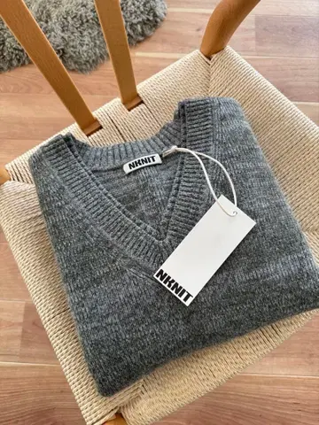 NKNIT 그레이 V넥 니트 스웨터