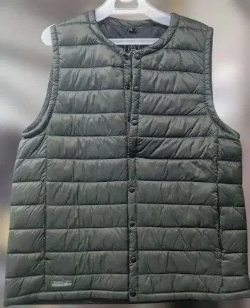 이븐리버 USB 가열 기능 포함 다크 그린 베스트 LL