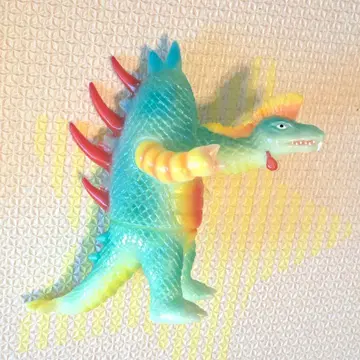 울트라맨 시리즈 괴수 페미곤 소프트 비닐 피규어 빈티지 축광 성형