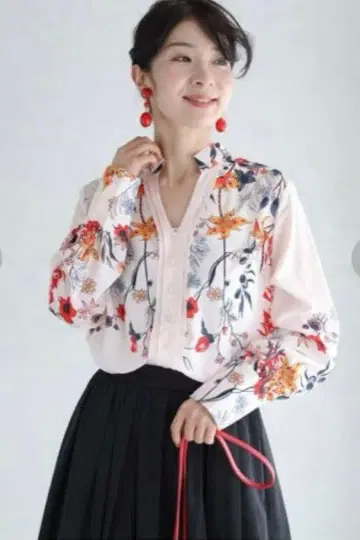 택 포함 새상품 cawaii 선명한 꽃 접이식 옷깃 긴팔 블라우스 상의