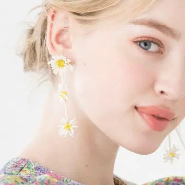 TSURU By MARIKO OIKAWA DAISY 양쪽 귀걸이 새상품