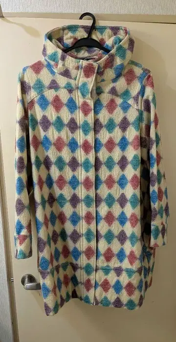 MB LUCAS cachette 카셰트 코트