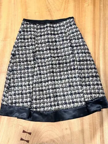 Slow Gun & Co. 트위드 플레어 스커트 사이즈 0
