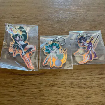 세일러문 레조네 세일러 새턴 아크릴 키링