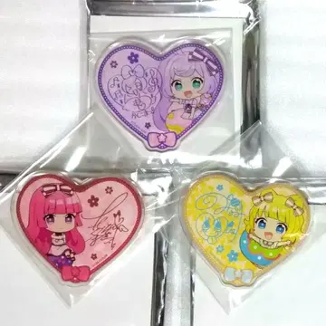 프리파라 라라 미레이 소피 아크릴 배지 데코트 애니메이트 카페