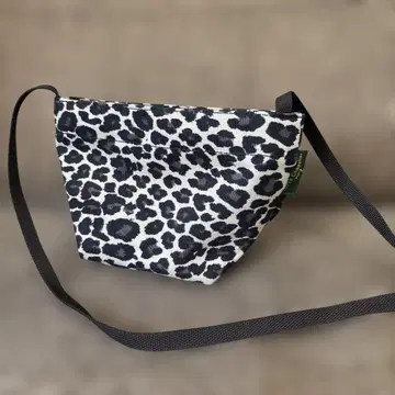 [ 에르베샤 펠리에 ] 팬서 숄더백 XS