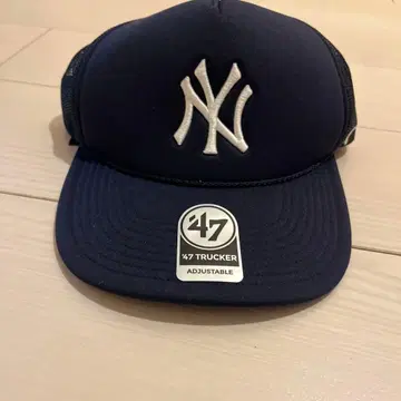 47 트래커 캡 네이비