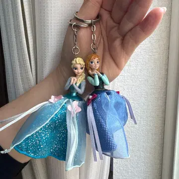 디즈니랜드 엘사와 안나 키링