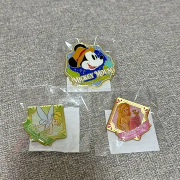 [ 미개봉 새상품 ] 디즈니 온 클래식 핀 배지 3종 세트