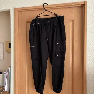 바나나리퍼블릭 카고 팬츠 블랙 클리닝 완료