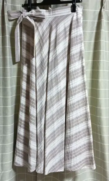 스트라이프 플레어 스커트 리본 포함