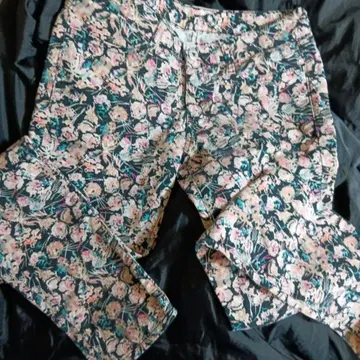 꽃무늬 캐주얼 팬츠