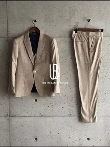 베이지 턱시도 자켓 베스트 팬츠 세트