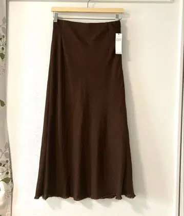 미사용 새상품 LOUNIE 브라운 롱 스커트