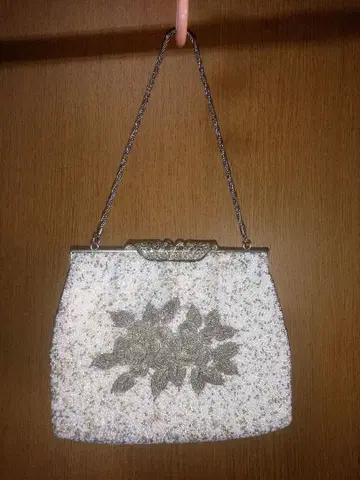 비즈 장미 무늬 자수 화이트 파티 백