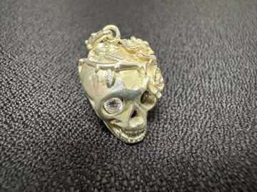 순은제 스켈레톤 펜던트