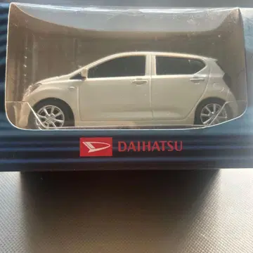 DAIHATSU Mira e:S 화이트 미니카 풀백카