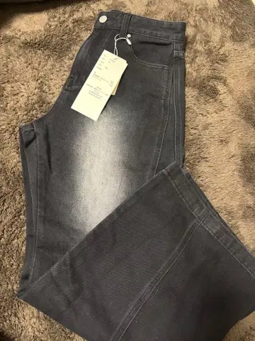 고베 레터스 커브 데님 팬츠