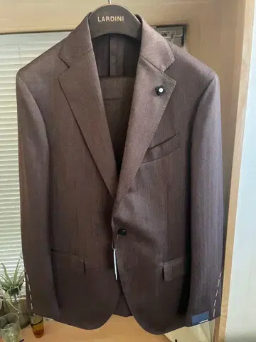 [미사용 택 포함] 라르디니 브라운 울 실크 수트 48