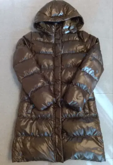 브라운 후드 부착 롱 다운 자켓