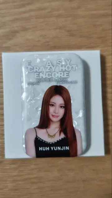 LE SSERAFIM 'EASY CRAZY HOT' ENCORE 캔뱃지