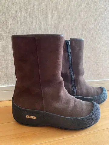 BALLY 브라운 스웨이드 지퍼 부츠