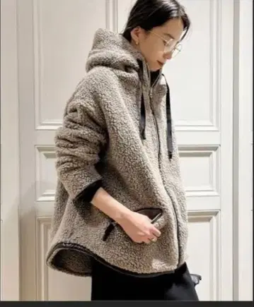 COGTHEBIGSMOKE FLUFF PARKA