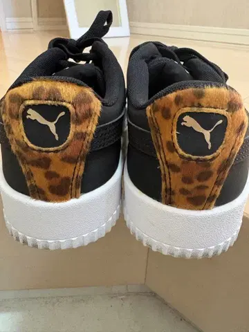 PUMA Softride 블랙 레오파드 무늬