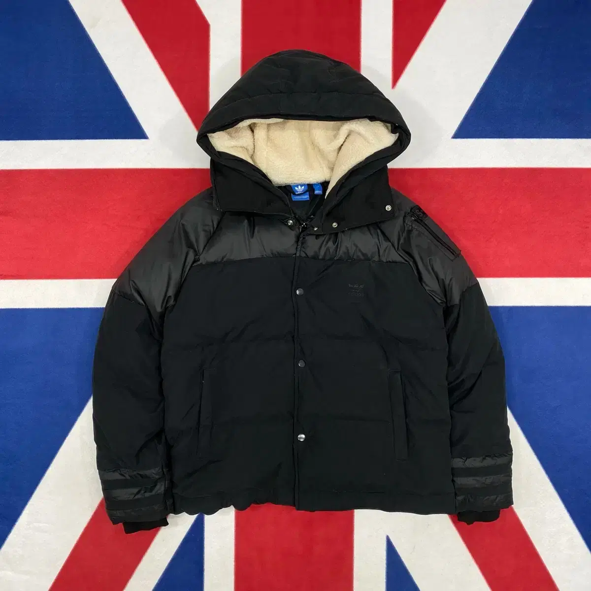 SUPREME | 슈프림 Supreme Spellout Embroidered Track Jacket Black