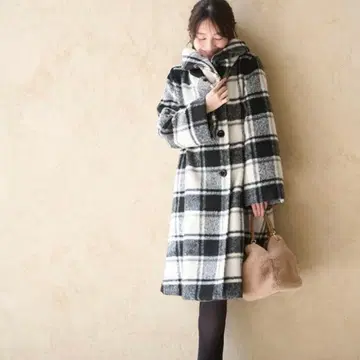 미미그랑 빅카라 A라인 코트 새상품 여배우 카라 &Love 좋아