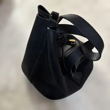 천연 가죽 핸드백 블랙