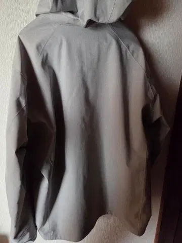 유니클로 블록테크 후드티