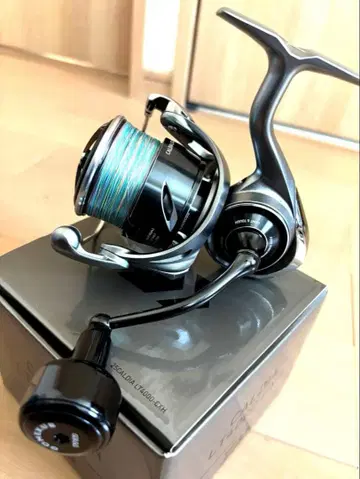 중고 다이와 25 LT4000-CXH 풀 베어링