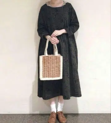 코듀로이 꽃 프린트 원피스