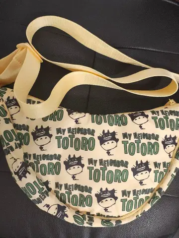 유니클로 지브리 콜라보 라운드 숄더백 동남아시아 한정판 출시 토토로