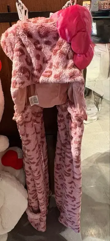 키티 레오파드 무늬 핑크 퍼 모자 팬캡