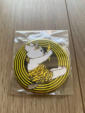 히구치 유코 로손 콜라보 캔 배지 카미나리사마