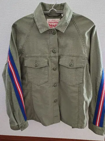 올리브 그린 스트라이프 리바이스 밀리터리 자켓