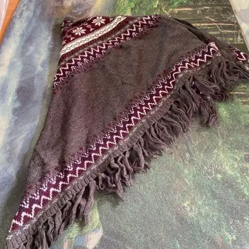 프린지 장식 기하학 패턴 스톨