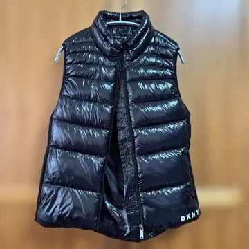 DKNY 블랙 다운 베스트