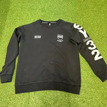 SY32 블랙 크루넥 맨투맨 L