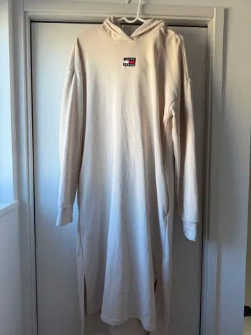 새상품급 타미힐피거 후드 부착 롱 원피스