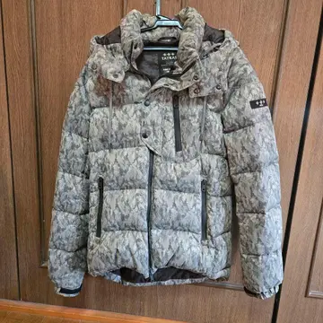 TATRAS 카모 패턴 다운 자켓 사이즈 01