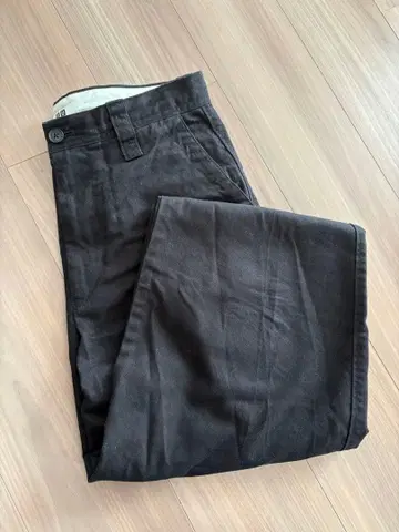 [ 완판템 ] UNIQLO U 블랙 치노 팬츠 76cm