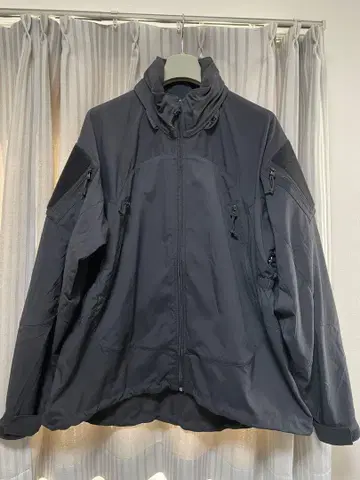 WAIPER.INC 블랙 나일론 자켓 L 사이즈