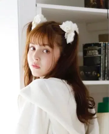 LIZLISA 리즈리사 엔젤 하트 2개 세트 퍼 스크런치 화이트