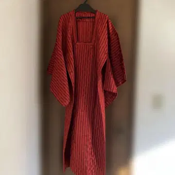 [ 일본 의류 ] [ 시쓰케 이토츠키 ] 미치유키 코트 빨간색 스트라이프