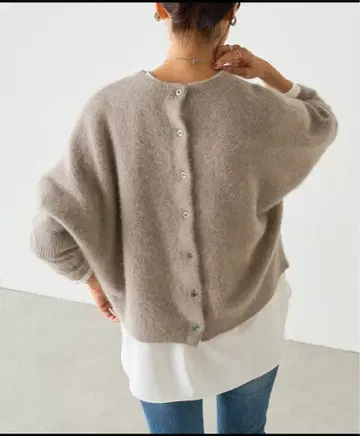 FOX 울 후면 버튼 니트