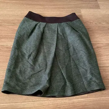 유나이티드 애로우즈 스커트 미니 시크 타이트 A라인 36 무지