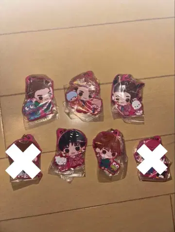 Astro9 x SANRIO 러버 마스코트 키링 fantastics